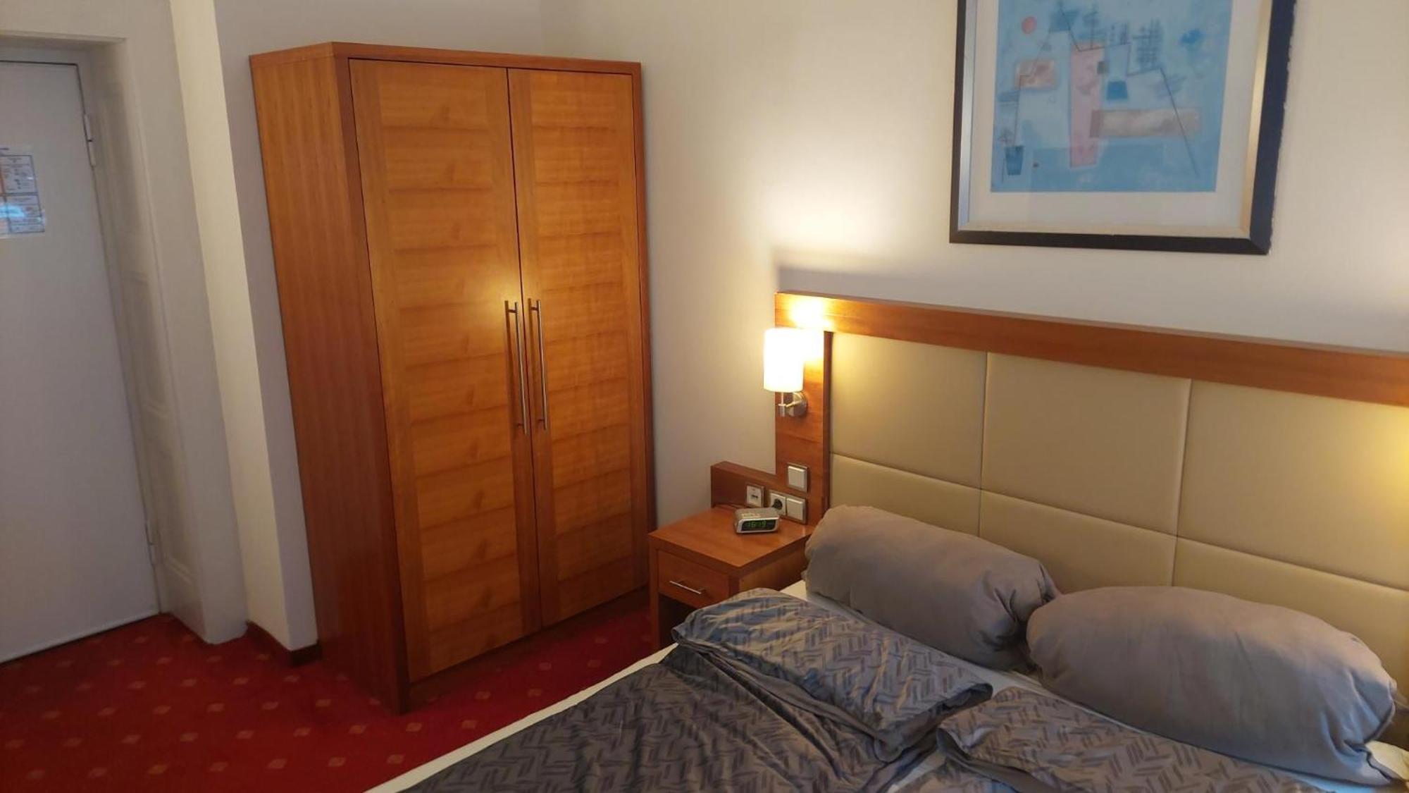 Die Villa, Zimmer 26, Dz Leverkusen Extérieur photo